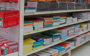 Escasas ventas en papelerías pequeñas en La Paz