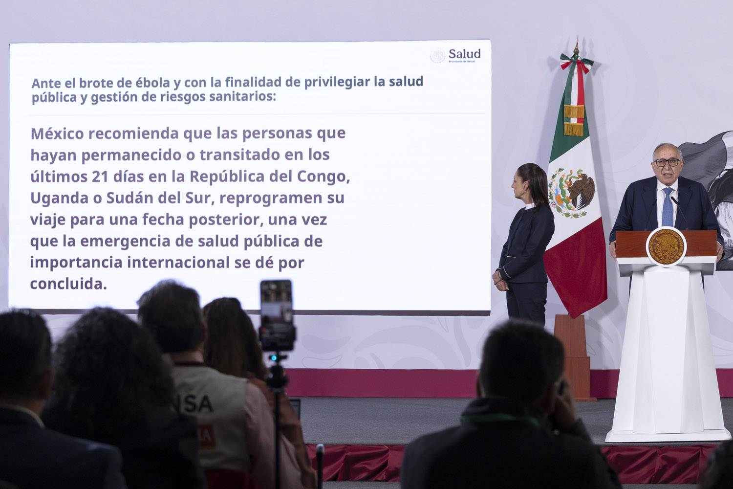 2026-05-26_Conferencia_de_prensa_matutina_-_Palacio_Nacional_04_JCB