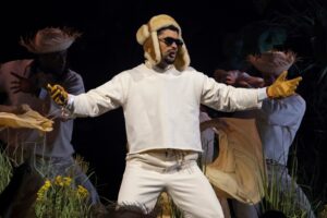 BAD_BUNNY_80793